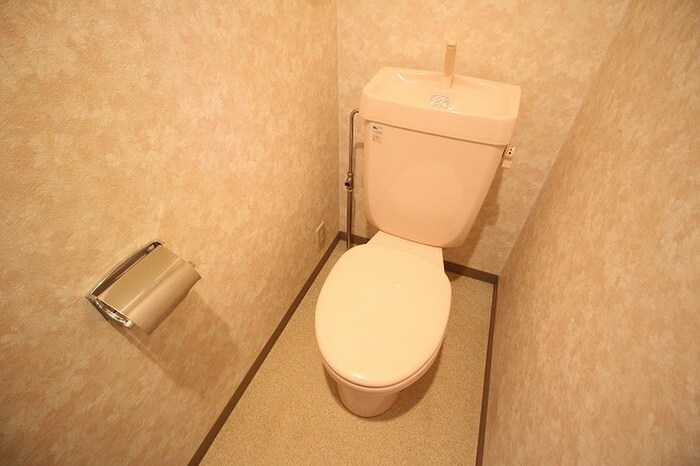 物件内観写真15　(トイレ)