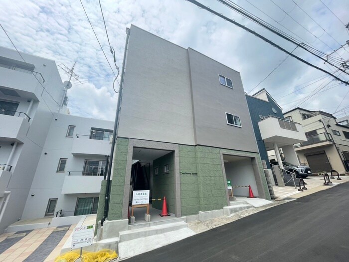 物件外観写真1　(外観写真)