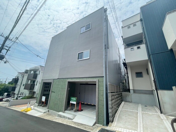 物件外観写真2　(外観写真)