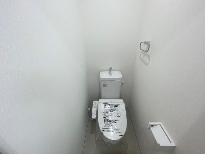 物件内観写真14　(トイレ)