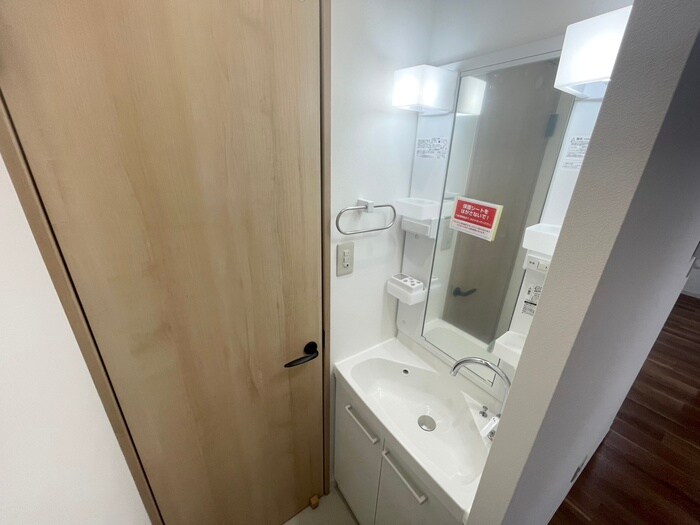 物件内観写真15　(洗面)