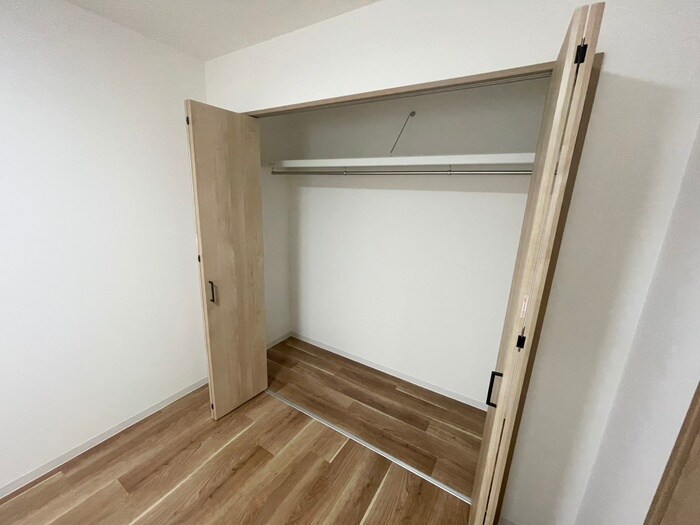 物件内観写真16　(収納)