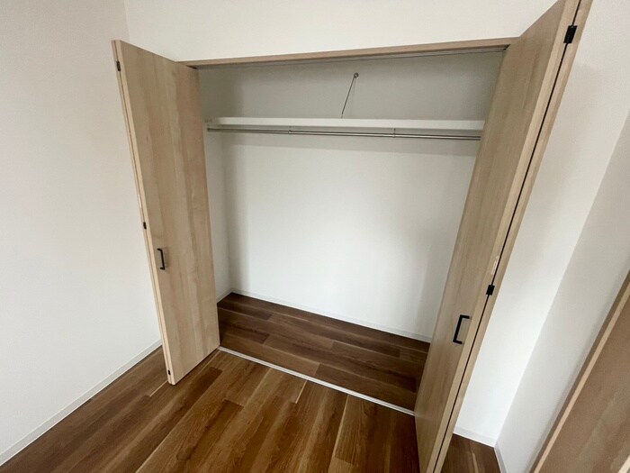 物件内観写真16　(収納)