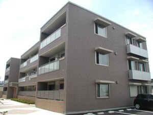 シャ－メゾン・プルニエ(3F)外観写真
