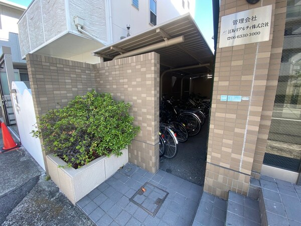 駐輪場