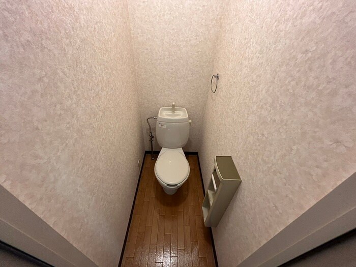 物件内観写真11　(トイレ)