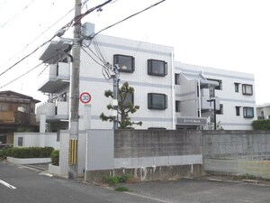 ネオシティ春日丘外観写真