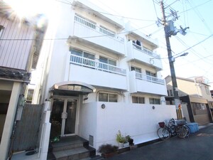 マンションエイト外観写真