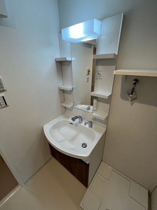 物件内観写真16　(洗面)