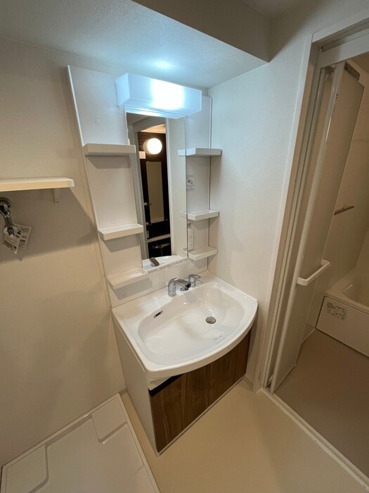 物件内観写真16　(洗面)