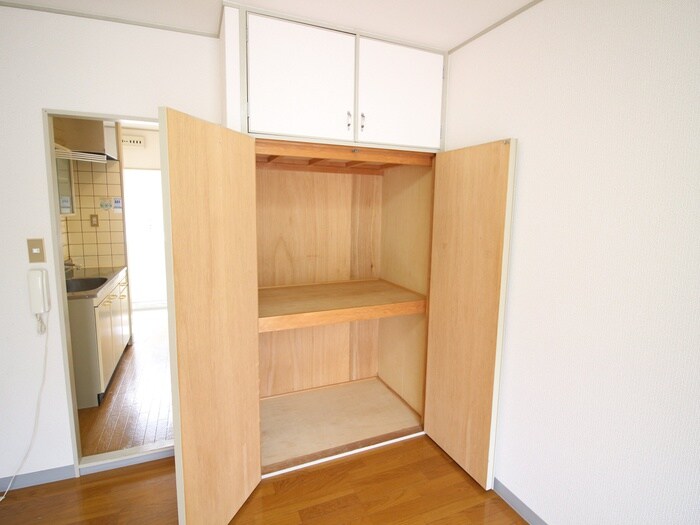 物件内観写真17　(収納)