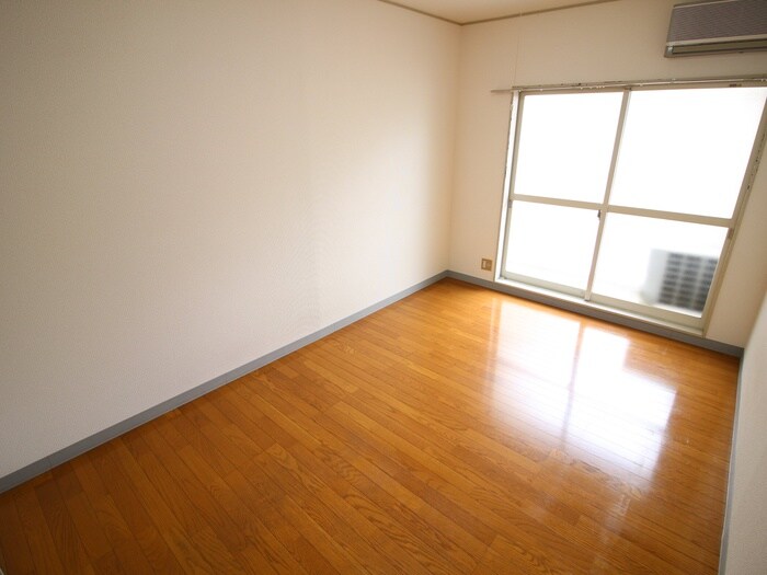 物件内観写真22　(居室)