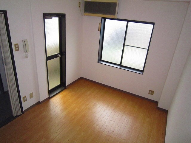 物件内観写真6　(居室)