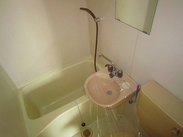 バス／シャワールーム等