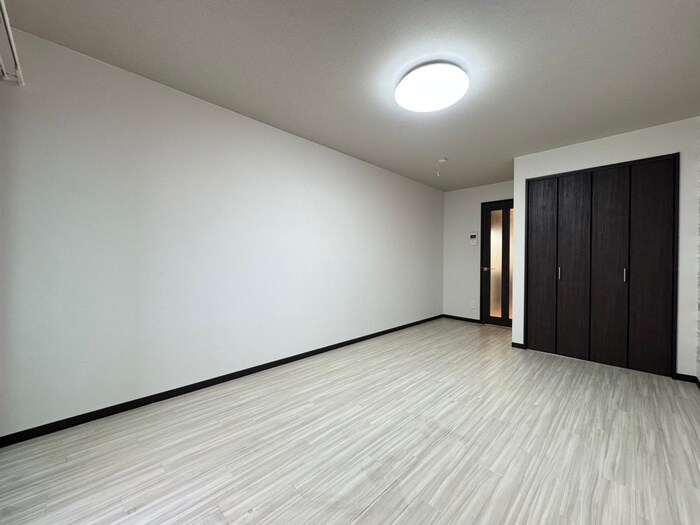 物件内観写真13　(居室)