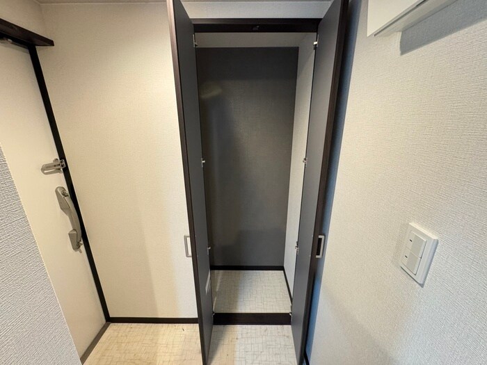 物件内観写真16　(靴箱)