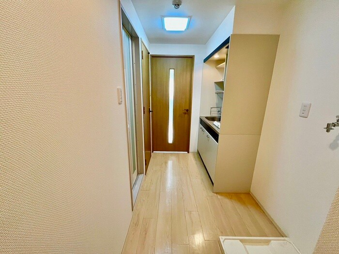 物件内観写真13　(廊下)