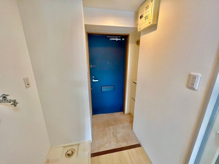 物件内観写真17　(玄関)