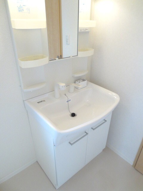 物件内観写真10　(洗面)