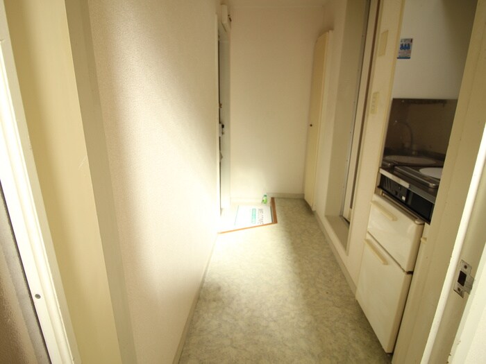 物件内観写真19　(廊下)