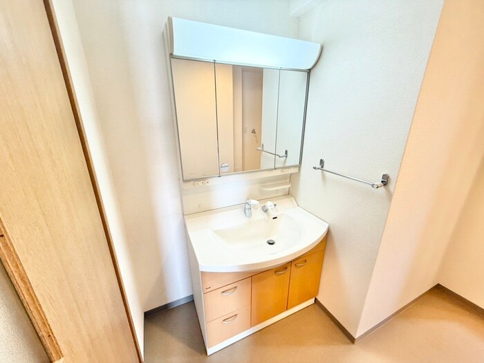 物件内観写真14　(洗面)