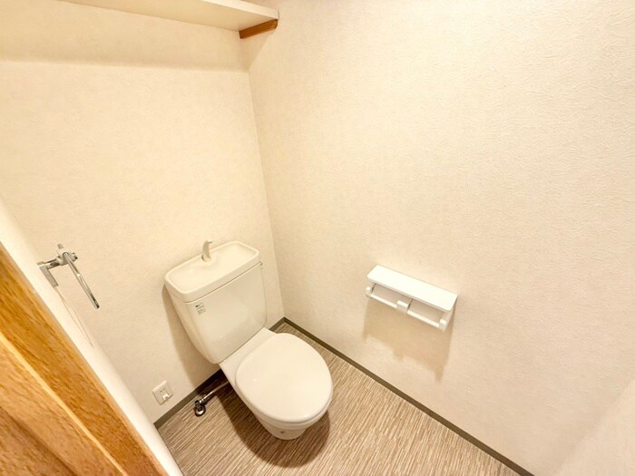 物件内観写真16　(トイレ)