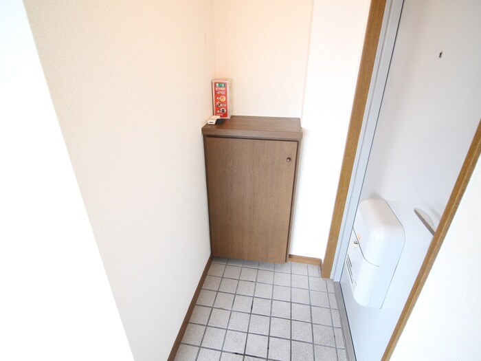 物件内観写真16　(靴箱)