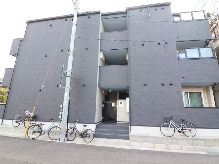 物件外観写真3　(外観写真)