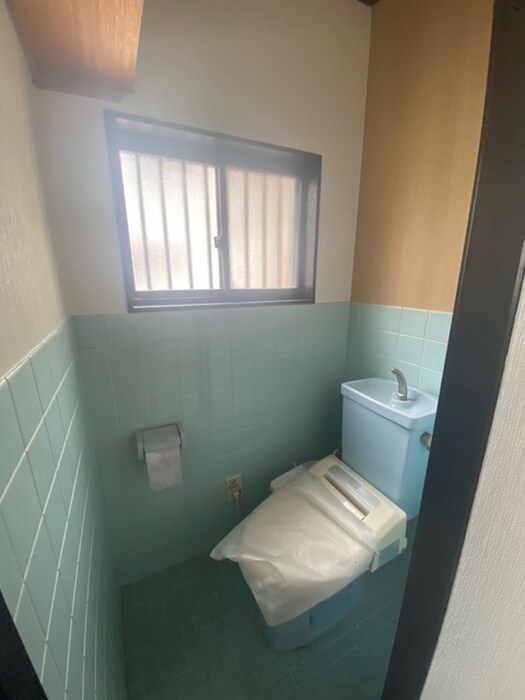 物件内観写真9　(トイレ)