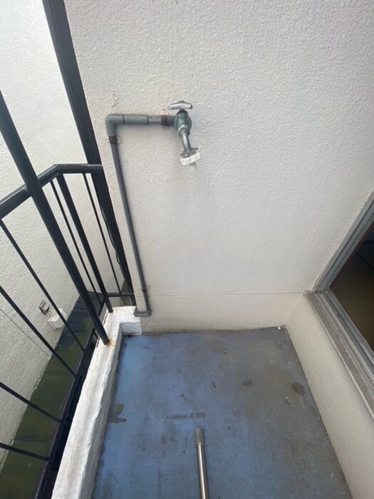 物件内観写真11　(洗濯機置場)