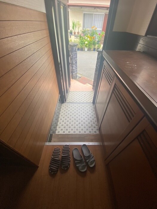 物件内観写真21　(玄関)