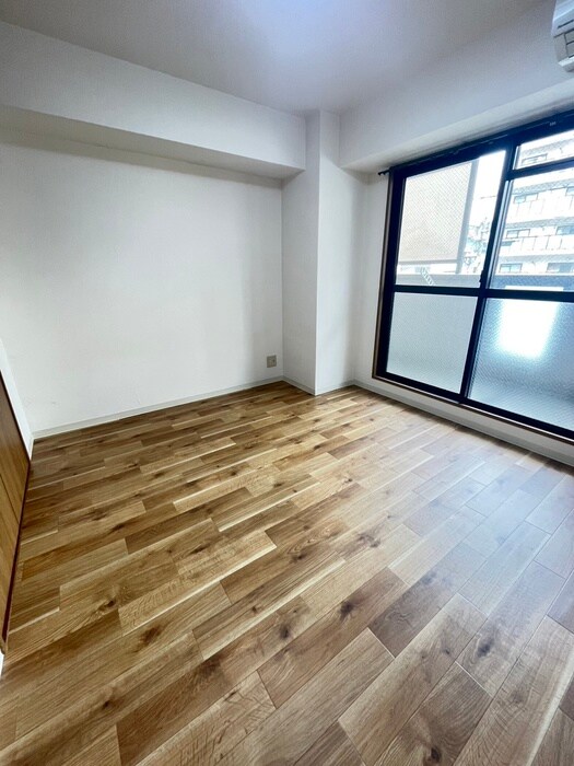 物件内観写真11　(居室)