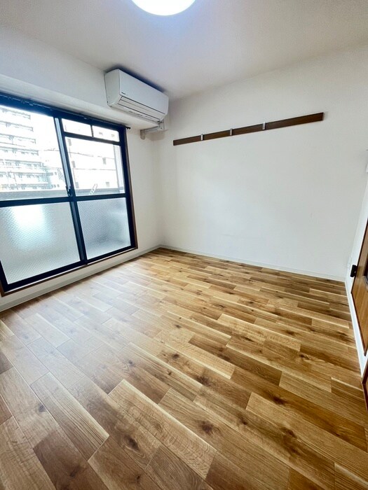 物件内観写真12　(居室)