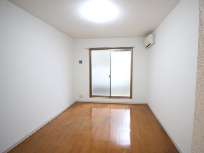 物件内観写真12　(居室)