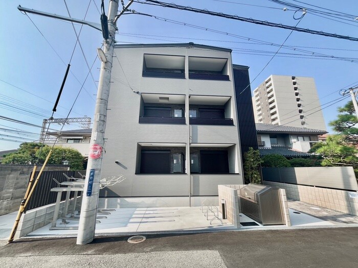 物件外観写真1　(外観写真)