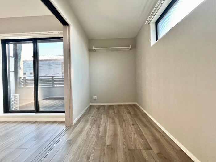 物件内観写真12　(居室)