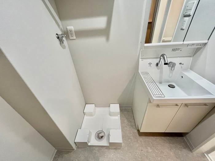 物件内観写真21　(洗濯機置場)