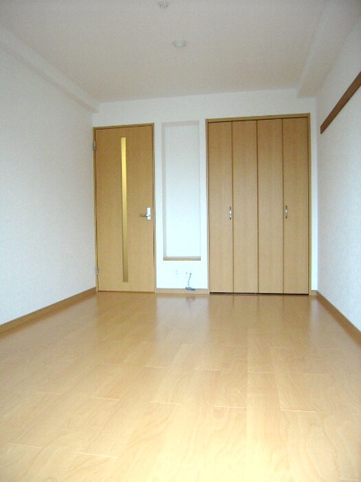 物件内観写真14　(居室)