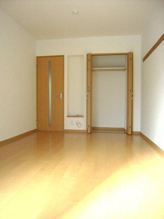 物件内観写真15　(居室)