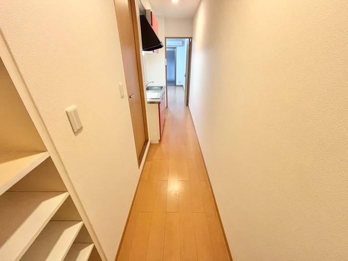 物件内観写真18　(廊下)