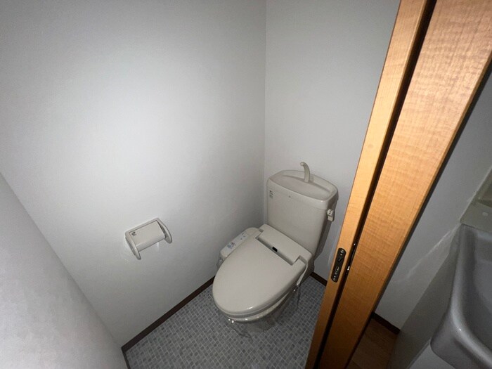 物件内観写真10　(トイレ)