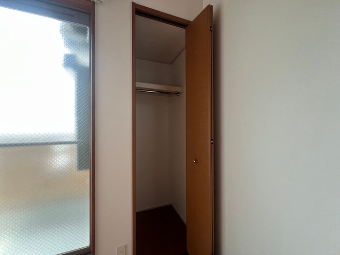 物件内観写真15　(収納)