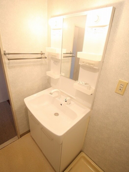 物件内観写真11　(洗面)