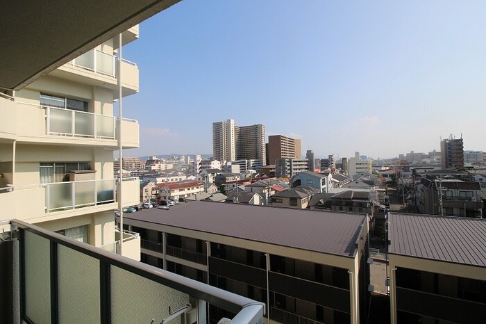 物件内観写真22　(室内からの展望)