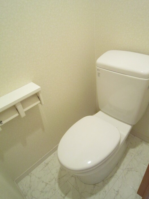 物件内観写真13　(トイレ)