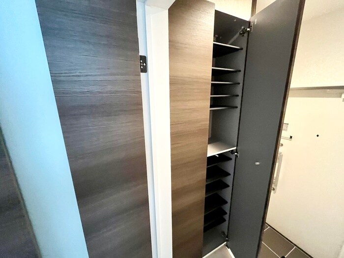物件内観写真14　(靴箱)