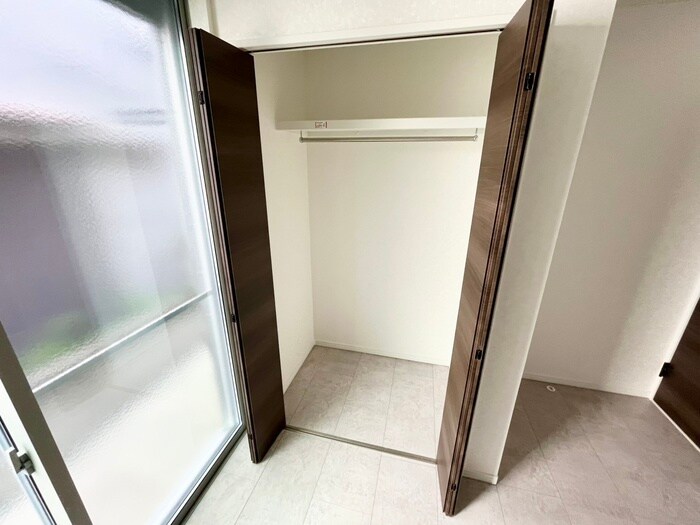 物件内観写真15　(収納)