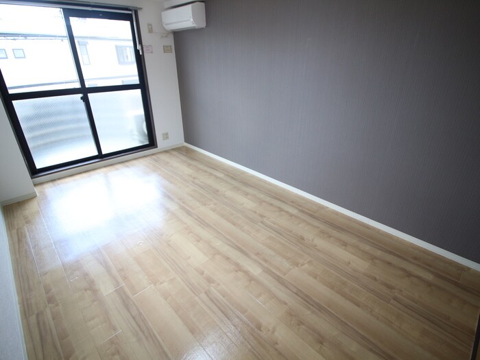 物件内観写真15　(居室)