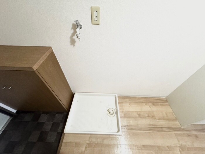 物件内観写真20　(洗濯機置場)