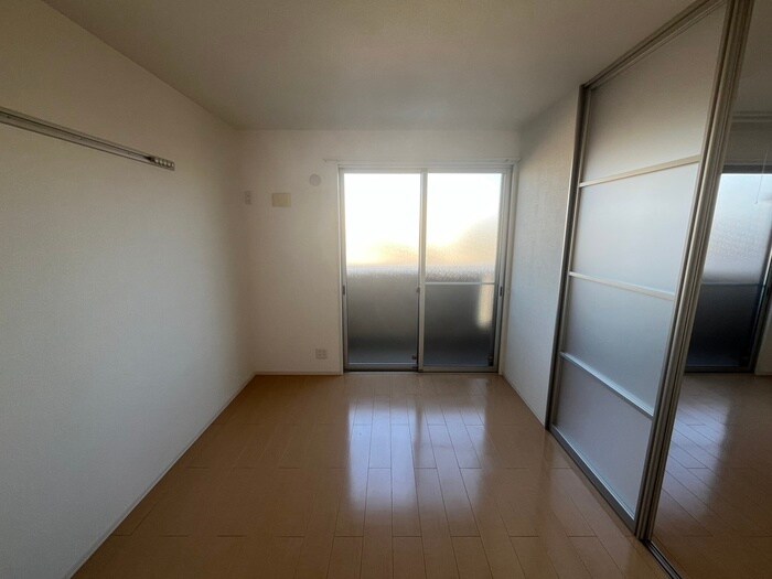 物件内観写真21　(居室)